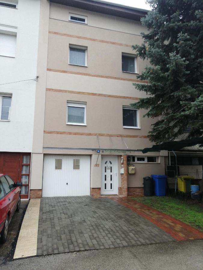 Lux Apartman Балатонфюред Екстер'єр фото