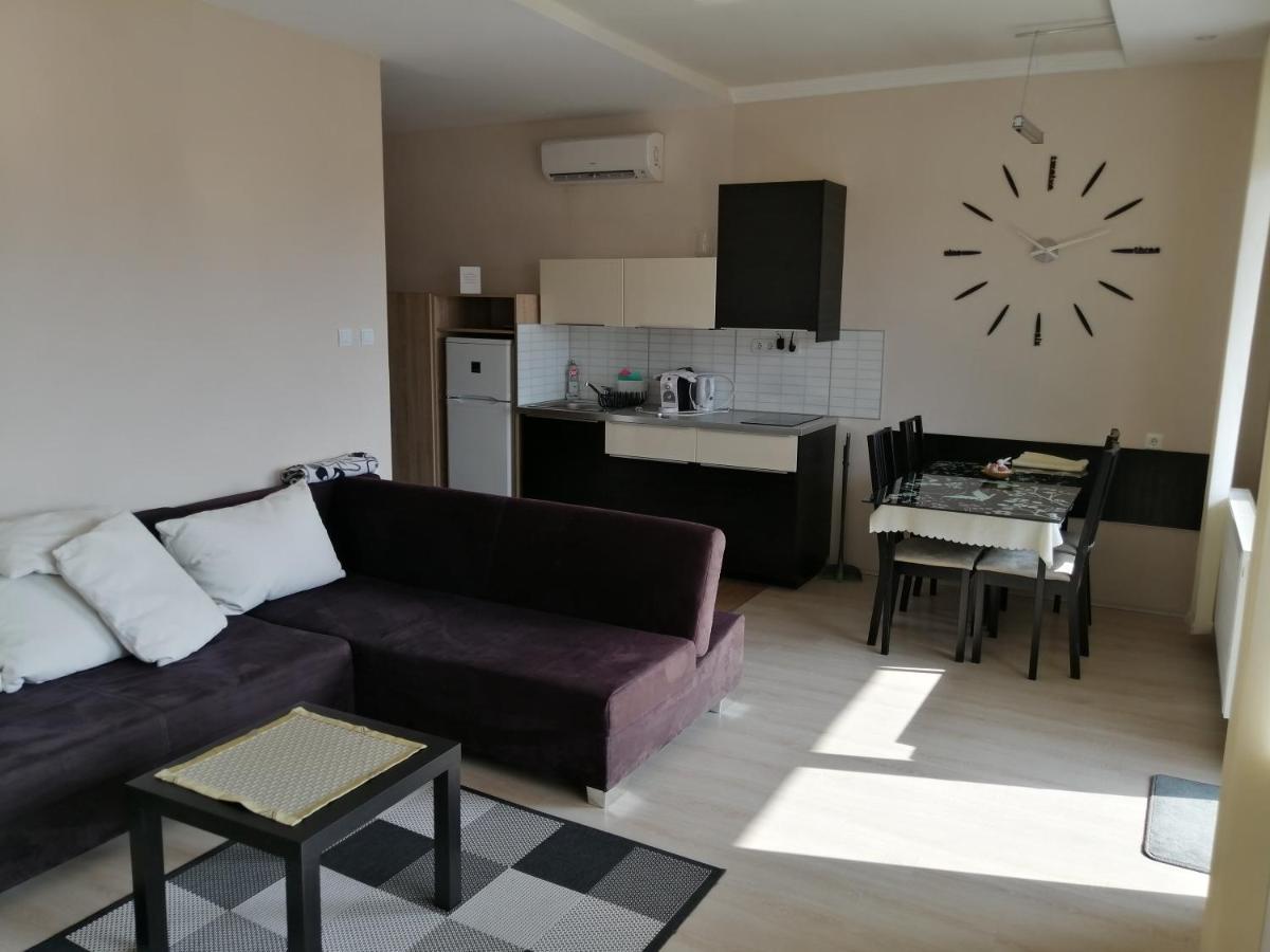 Lux Apartman Балатонфюред Екстер'єр фото