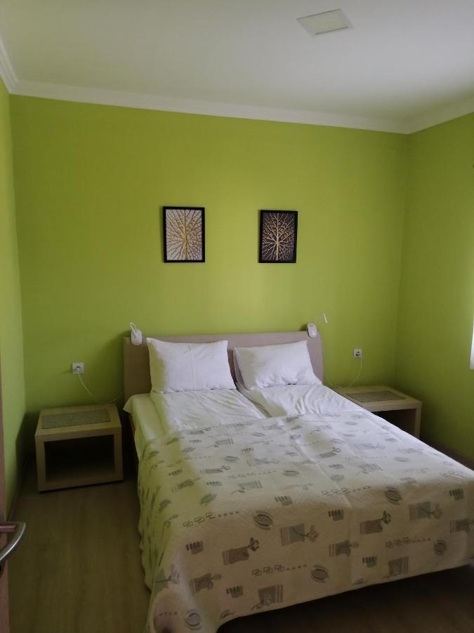 Lux Apartman Балатонфюред Екстер'єр фото