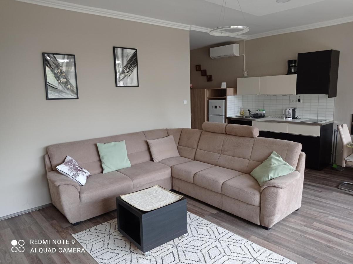 Lux Apartman Балатонфюред Екстер'єр фото